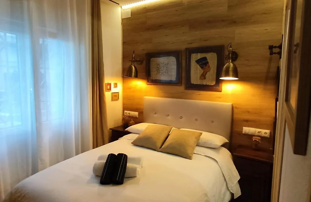 Private Rooms-1